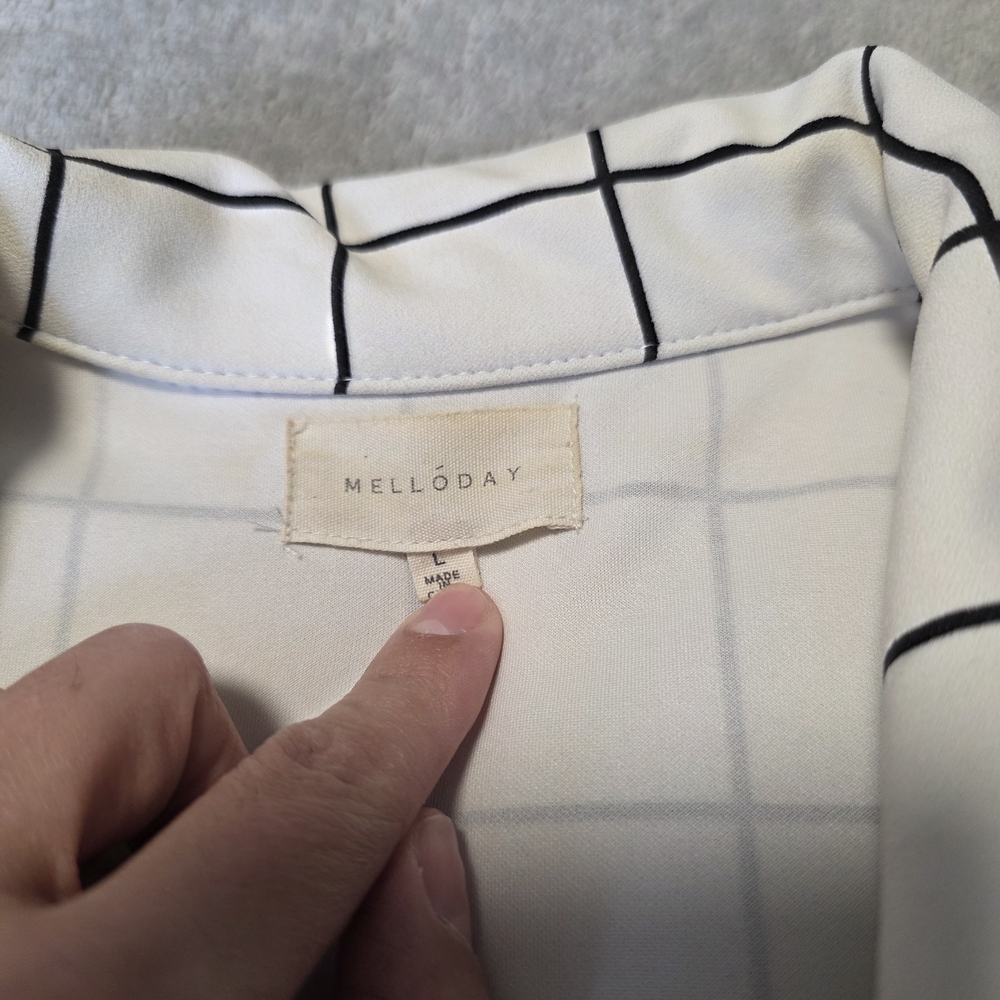 MELLODAY White Grid-Print Long Blazer Jacket - Picture 5 of 6